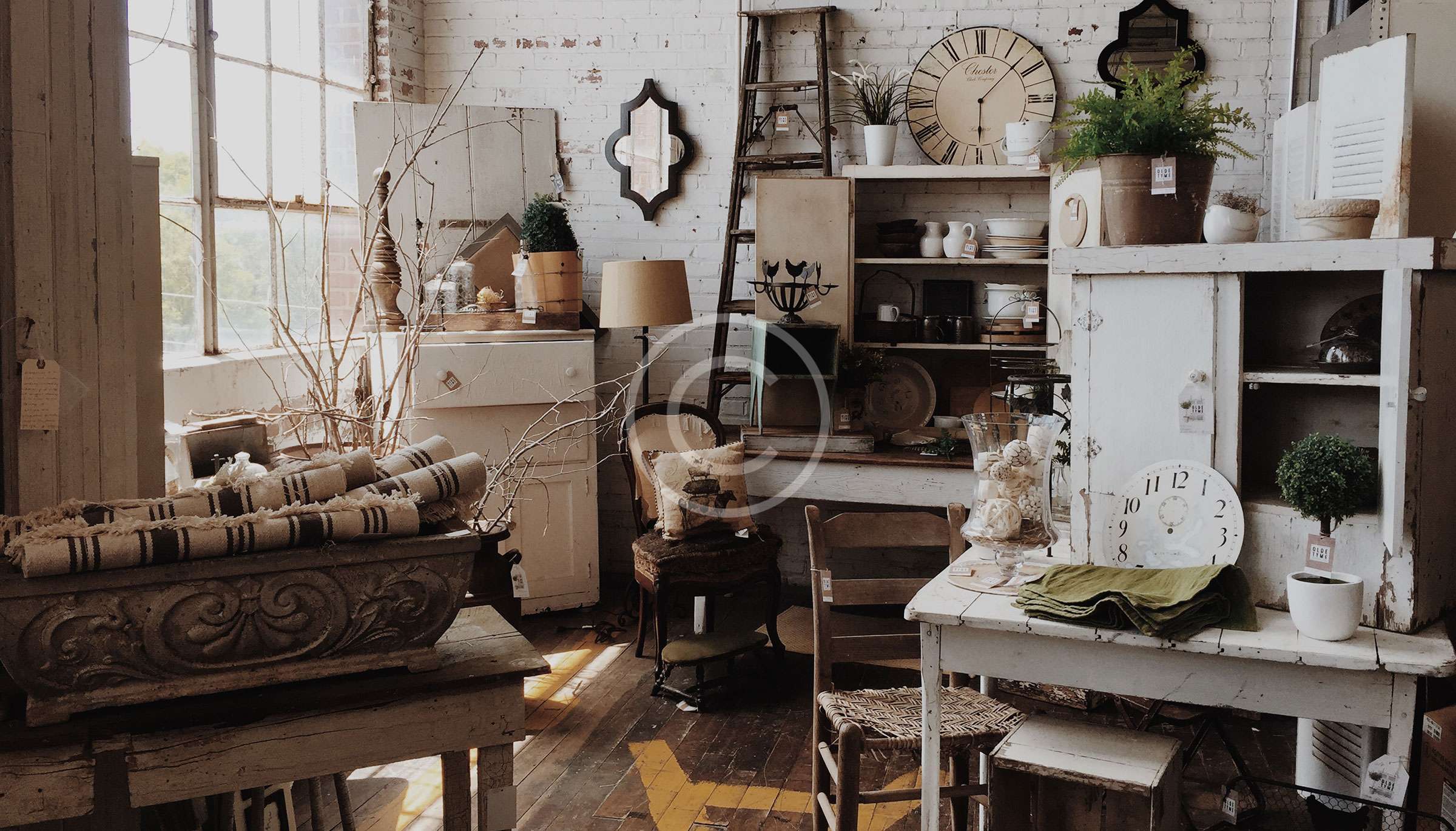 How To Identify Antique Wooden Furniture Le Comptoir Du Chineur