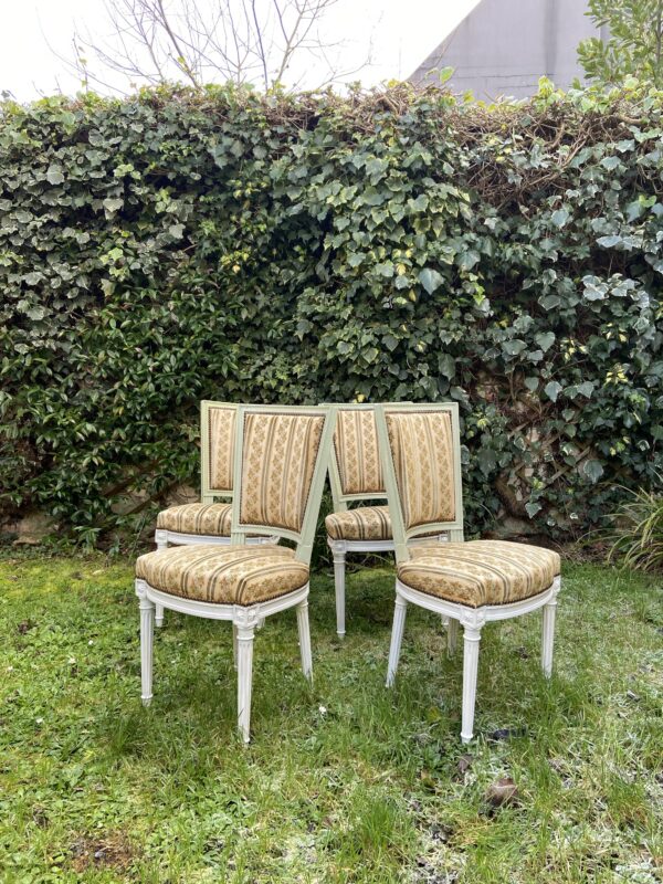 Chaises anciennes de style Louis XVI