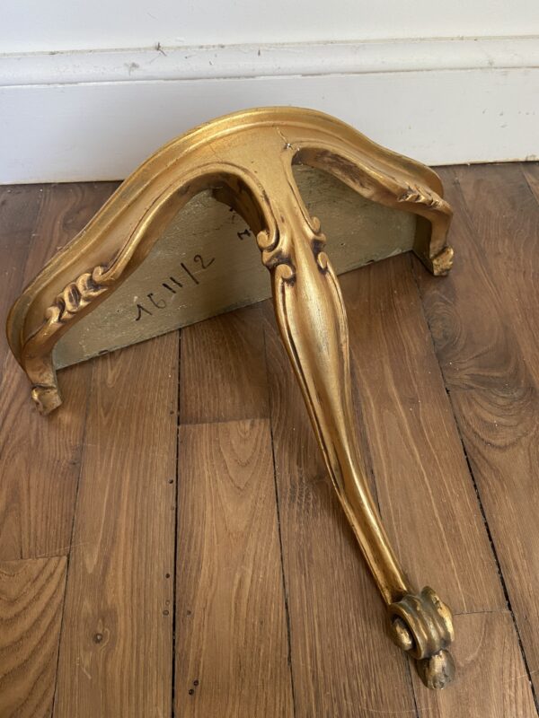 Console en bois doré vintage