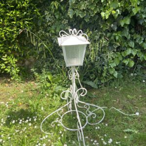 Lampadaire en fer forgé vintage