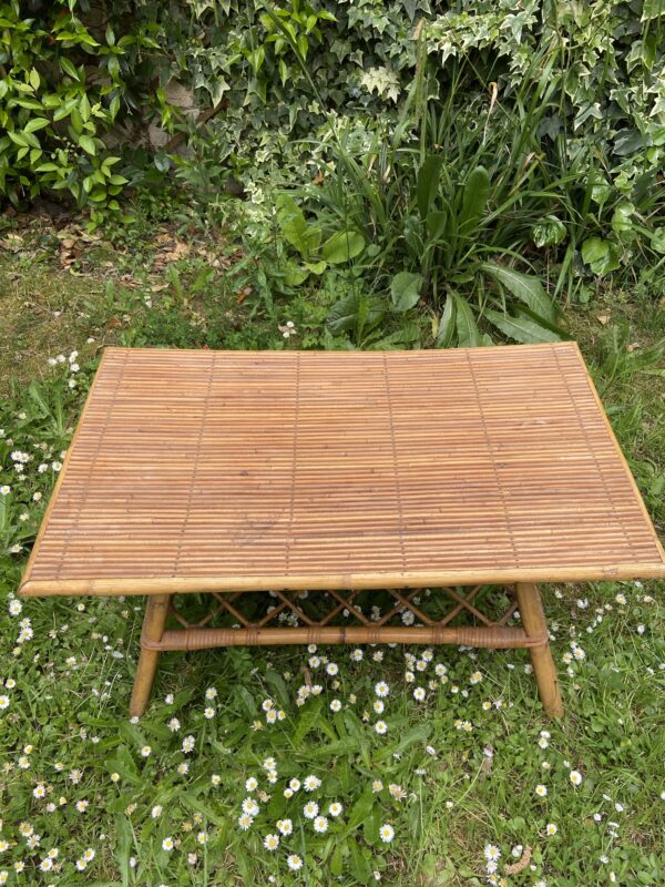 Table basse vintage en rotin – Image 3