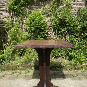 Table de bistrot vintage
