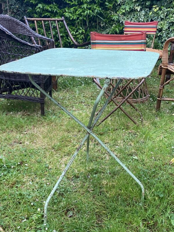 Table de jardin ancienne – Image 3