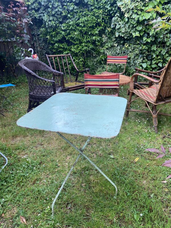 Table de jardin ancienne – Image 4