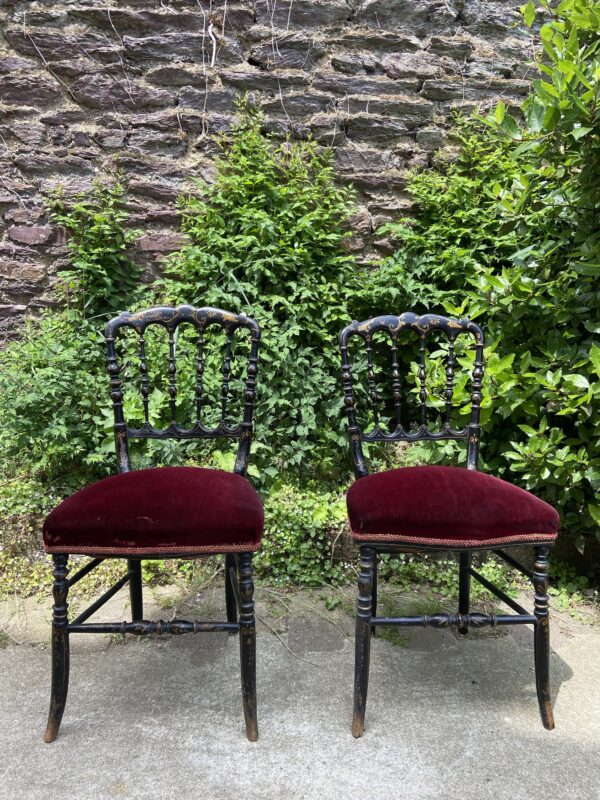 Paire de chaises Napoleon 3