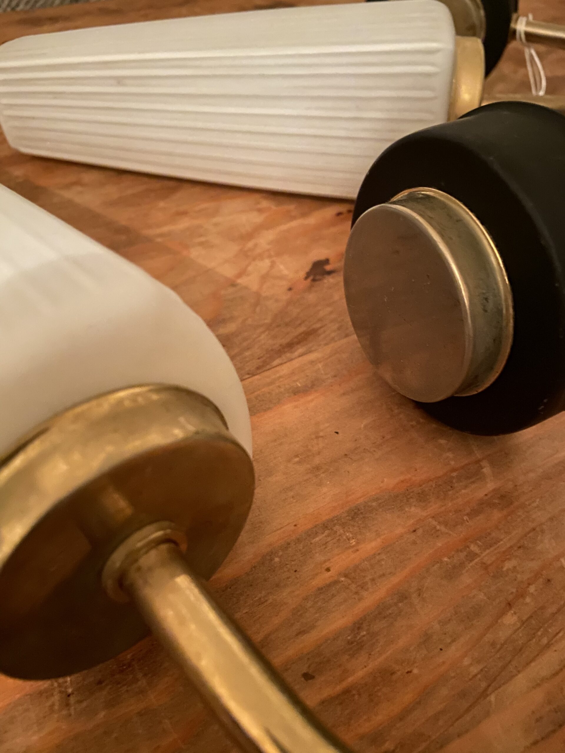 Paire d’appliquées murales vintage – Image 3