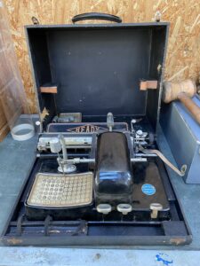 Machine à écrire Genia