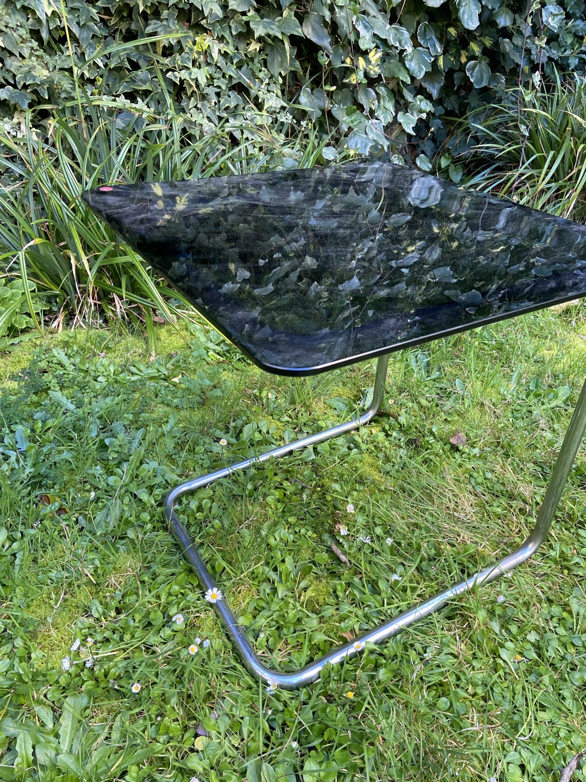 Table d’appoint années 70 – Image 3