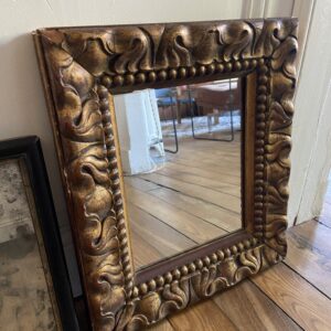 Miroir doré ancien