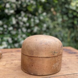 Forma à chapeau ancienne