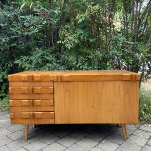 Buffet bas vintage