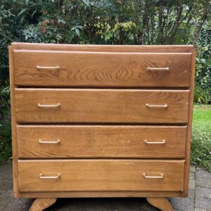 Commode vintage